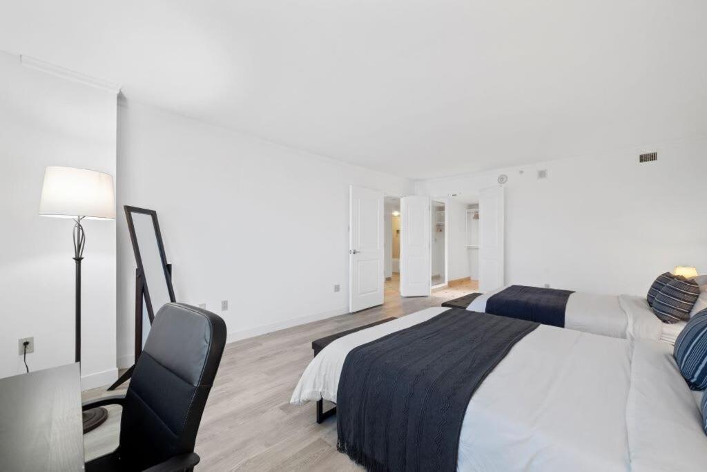 Sleep Six Cozysuites, 1br 2ba On The Boardwalk Atlantic City